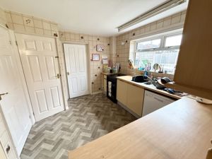 Photo 11- click for photo gallery